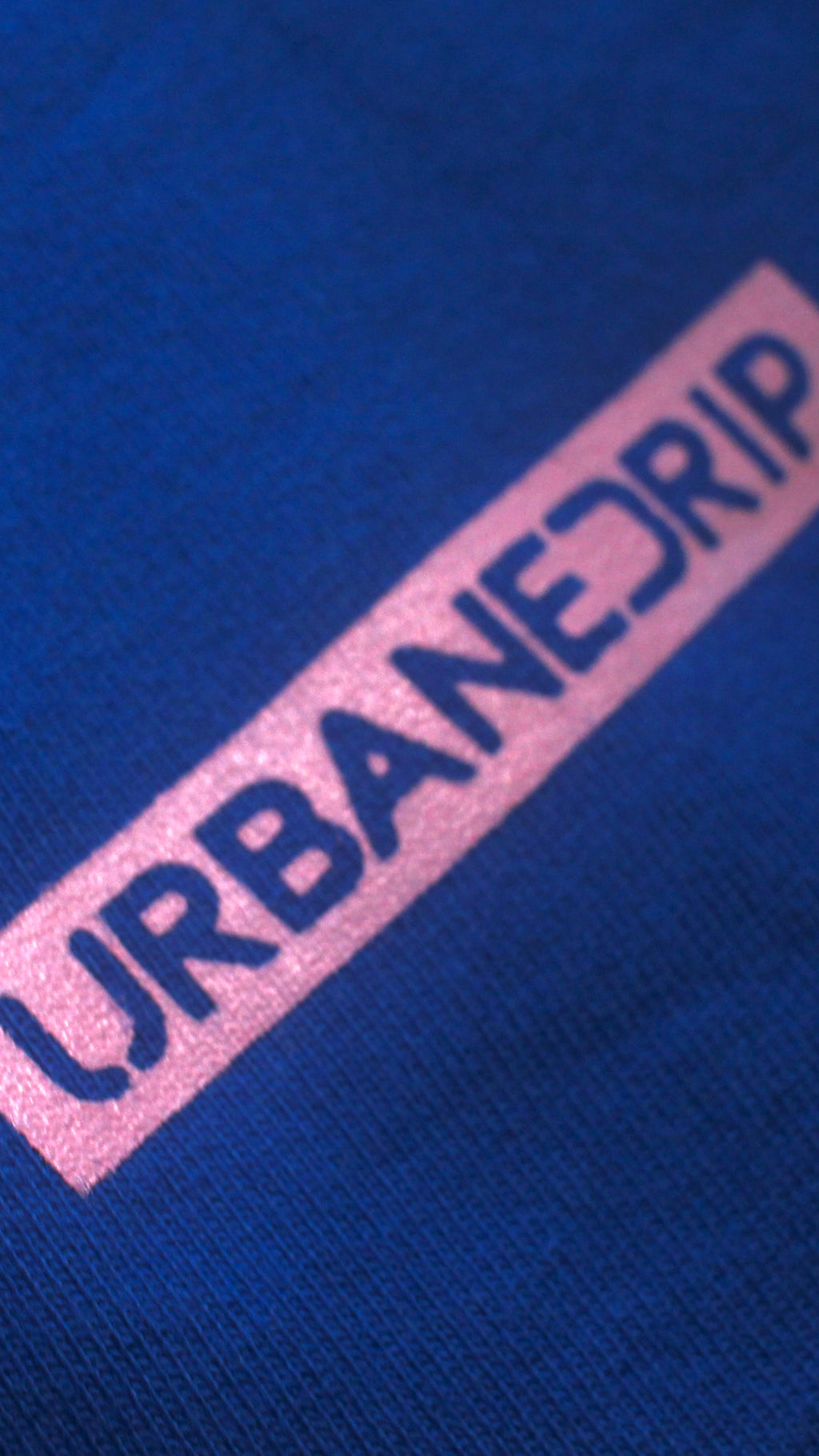 RIGHT IN THE FEELS OVERSIZED TEE