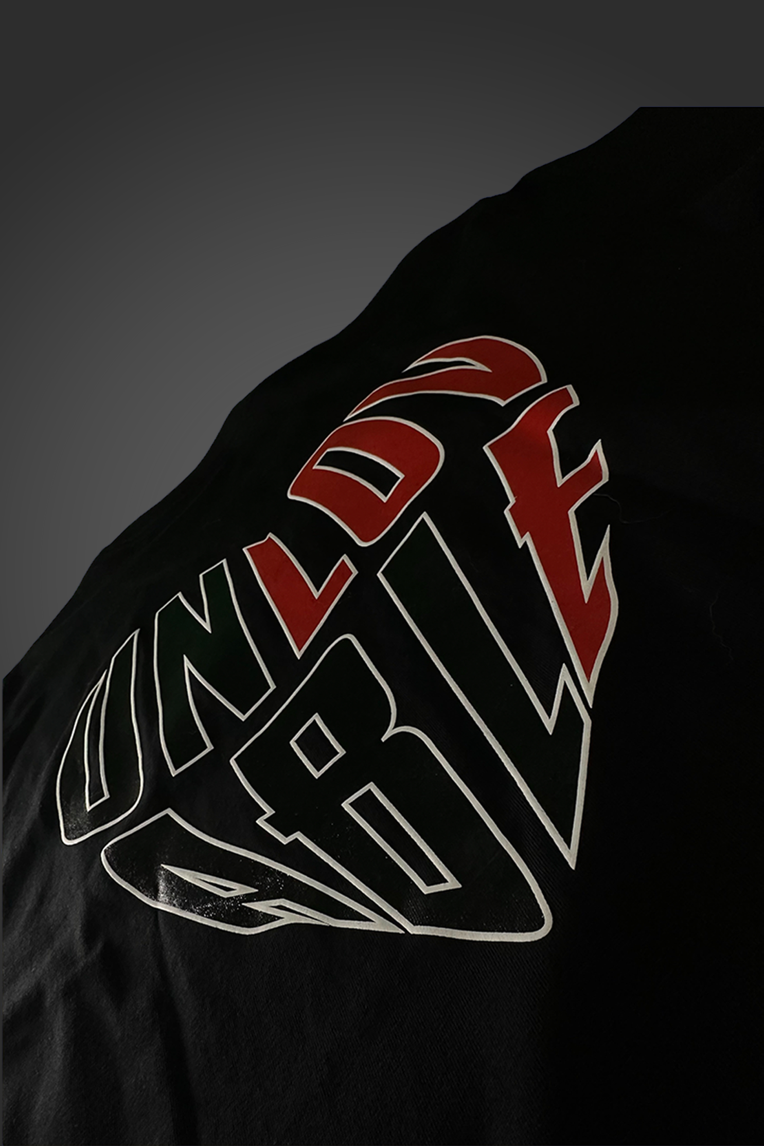 UNLOVABLE OVERSIZED TEE