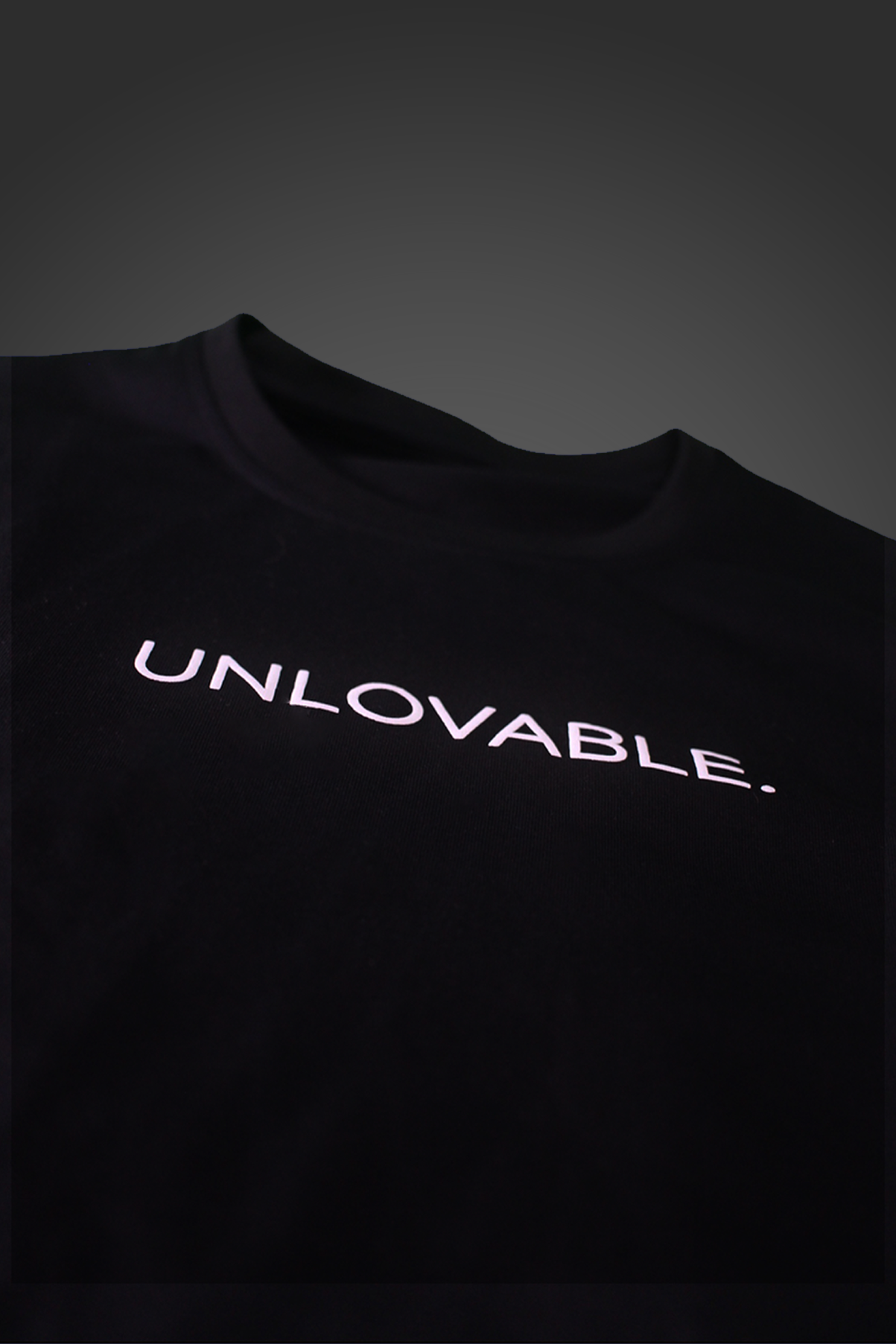 UNLOVABLE OVERSIZED TEE